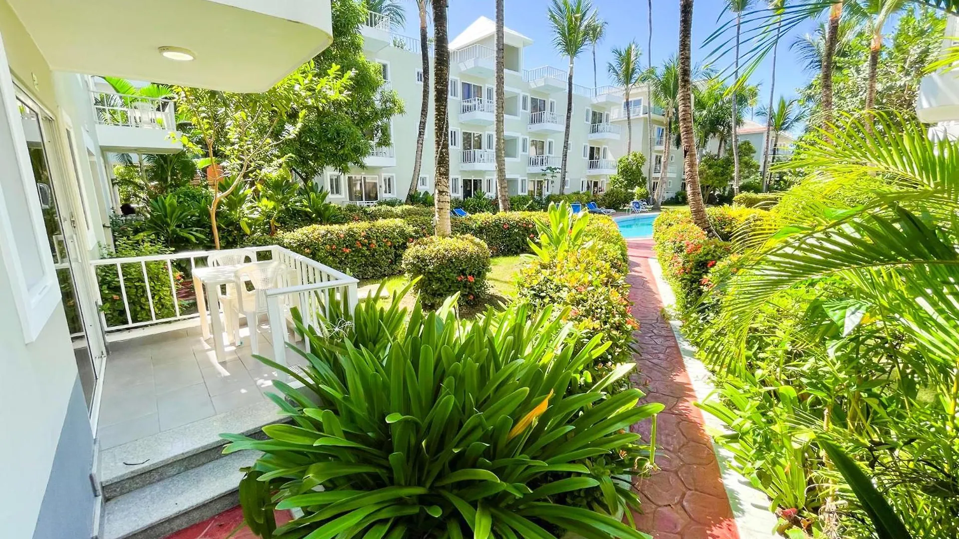 *****  Sol Caribe Ducassi Pool Hotel Near The Beach Wifi Beach Club & Spa Punta Cana Dominican Republic